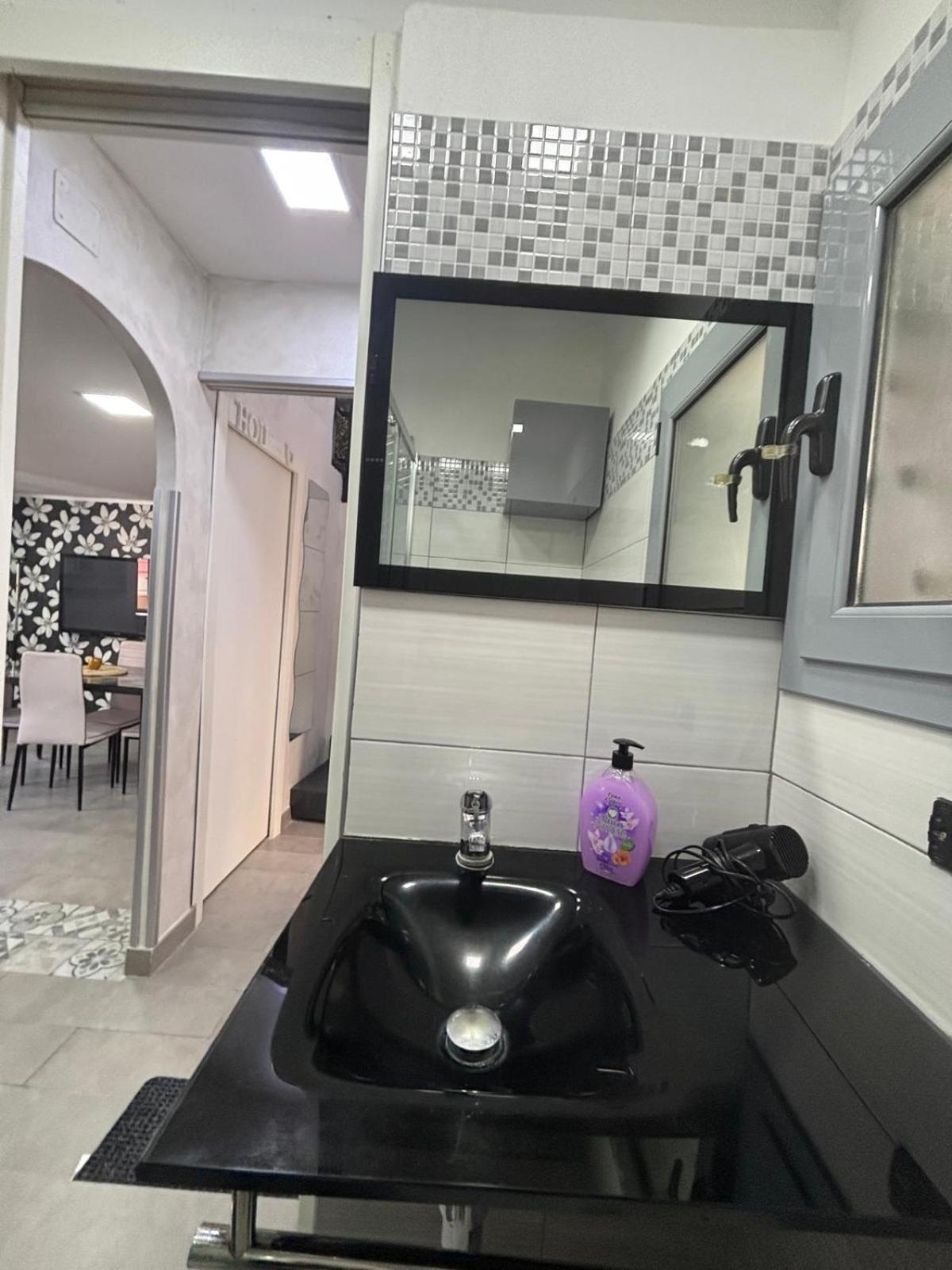 לינה וארוחת בוקר נאפולי Briante House מראה חיצוני תמונה